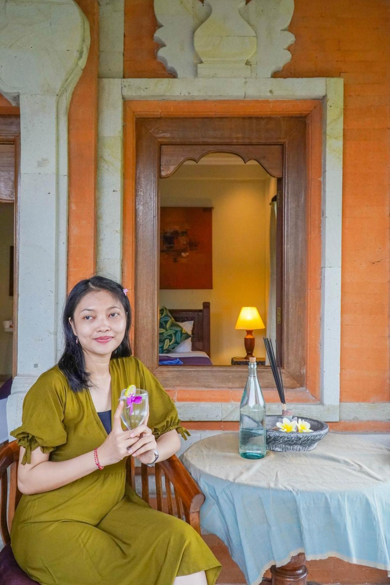 Nirwa 1 Ubud Guesthouse Exterior photo